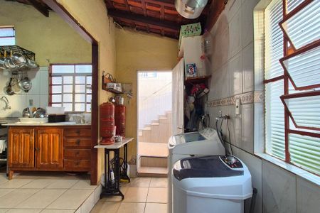 Casa à venda com 110m², 4 quartos e 2 vagas Casa à venda com 110m², 4 quartos e 2 vagasÁrea de serviço