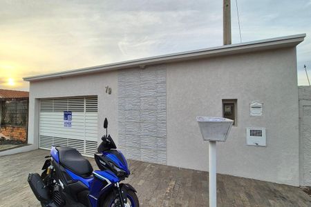 Casa à venda com 110m², 4 quartos e 2 vagas Casa à venda com 110m², 4 quartos e 2 vagasFachada do Prédio