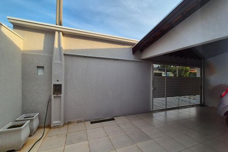 Casa à venda com 110m², 4 quartos e 2 vagas Casa à venda com 110m², 4 quartos e 2 vagasVista da Sala
