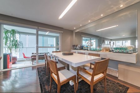 Apartamento à venda com 155m², 3 quartos e 3 vagasSala