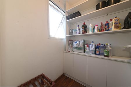 Apartamento à venda com 155m², 3 quartos e 3 vagasLavanderia - Despensa