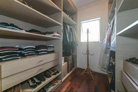 Apartamento à venda com 155m², 3 quartos e 3 vagasSuite 2 - Closet