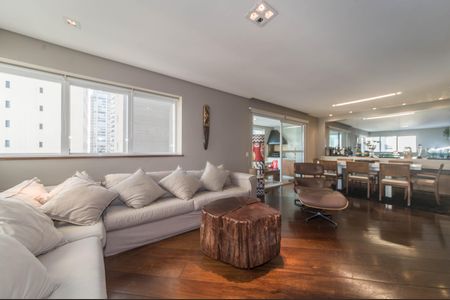 Sala de apartamento à venda com 3 quartos, 155m² em Campo Belo, São Paulo