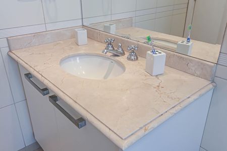 Apartamento à venda com 155m², 3 quartos e 3 vagasBanheiro da Suíte 1