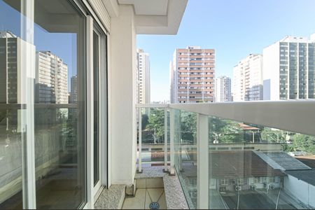 Apartamento à venda com 155m², 3 quartos e 3 vagasSuite 2 - Varanda