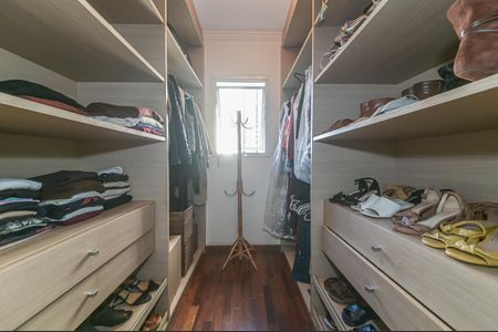 Apartamento à venda com 155m², 3 quartos e 3 vagasSuite 2 - Closet
