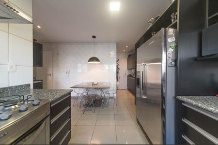 Apartamento à venda com 155m², 3 quartos e 3 vagasCozinha