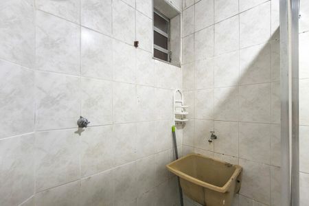 Banheiro  de kitnet/studio para alugar com 0 quarto, 41m² em Boqueirão, Praia Grande