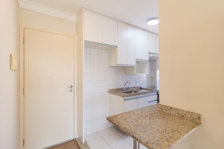 Cozinha e Área de Serviço de apartamento para alugar com 2 quartos, 58m² em Km 18, Osasco