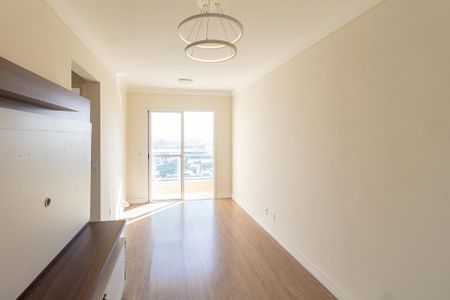 Sala de apartamento para alugar com 2 quartos, 58m² em Km 18, Osasco