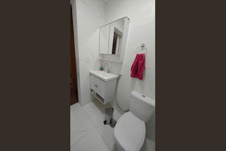 Apartamento à venda com 77m², 2 quartos e 1 vagaBanheiro