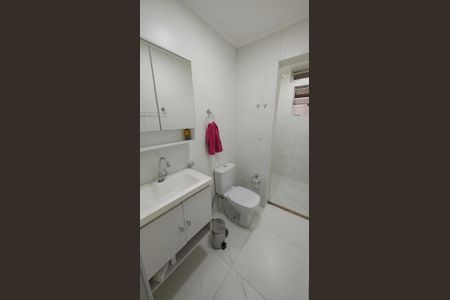Apartamento à venda com 77m², 2 quartos e 1 vagaBanheiro