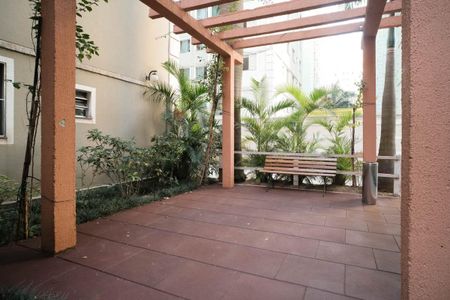 Área comum de apartamento para alugar com 2 quartos, 41m² em Jardim Santa Teresinha, São Paulo
