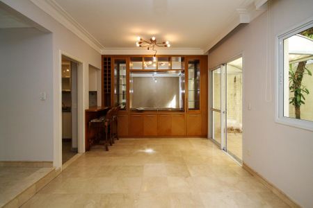 Sala de casa de condomínio para alugar com 3 quartos, 100m² em Jardim Rebelato, Cotia
