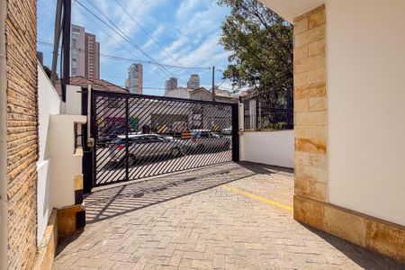 Garagem de casa para alugar com 3 quartos, 130m² em Vila Mariana, São Paulo