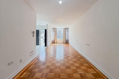 Sala de casa para alugar com 3 quartos, 130m² em Vila Mariana, São Paulo