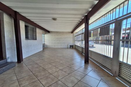 Garagem  de casa à venda com 2 quartos, 200m² em Paulicéia, São Bernardo do Campo
