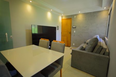 Apartamento para alugar com 43m², 2 quartos e 1 vagaSala