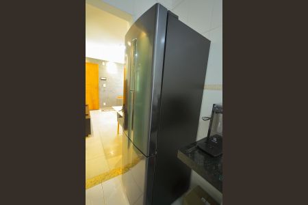Apartamento para alugar com 43m², 2 quartos e 1 vagaCozinha - Geladeira 