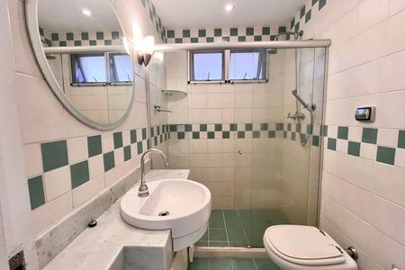 Apartamento para alugar com 92m², 2 quartos e 1 vaga Apartamento para alugar com 92m², 2 quartos e 1 vagaBanheiro da Suíte