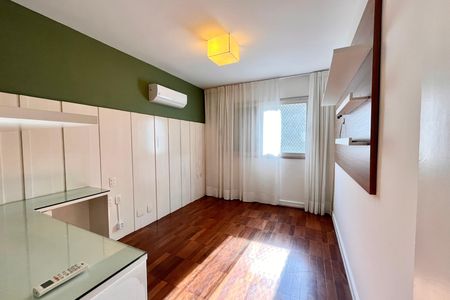 Apartamento para alugar com 92m², 2 quartos e 1 vaga Apartamento para alugar com 92m², 2 quartos e 1 vagaSuite