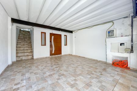 Garagem de casa para alugar com 3 quartos, 208m² em Jardim D’abril, Osasco
