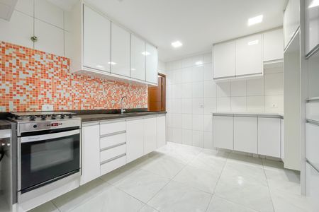 Cozinha 1 de casa para alugar com 3 quartos, 208m² em Jardim D’abril, Osasco