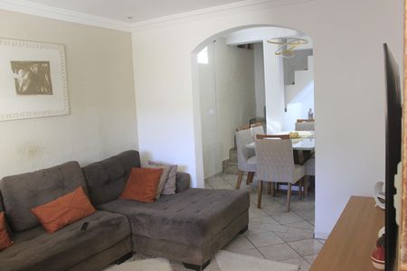 Sala de casa para alugar com 2 quartos, 144m² em Cabuçu, Guarulhos