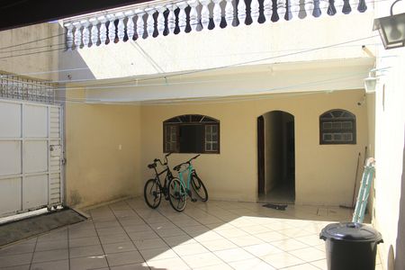 Garagem e espaço gourmet de casa para alugar com 2 quartos, 144m² em Cabuçu, Guarulhos