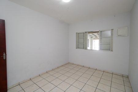 Quarto 2 de casa para alugar com 2 quartos, 100m² em Vila Luzita, Santo André