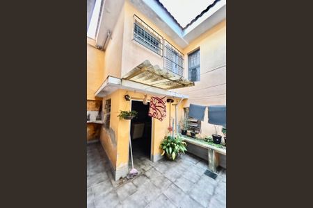 Quintal  de casa para alugar com 4 quartos, 230m² em Vila Prudente, São Paulo