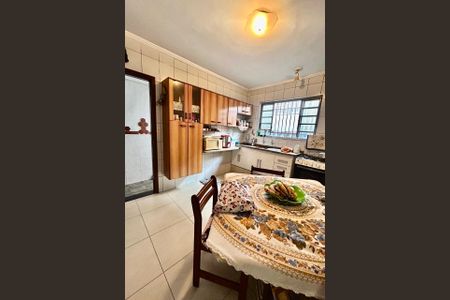 Cozinha  de casa para alugar com 4 quartos, 230m² em Vila Prudente, São Paulo