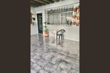 Garagem  de casa para alugar com 4 quartos, 230m² em Vila Prudente, São Paulo
