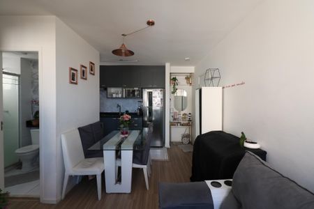 Sala de apartamento para alugar com 2 quartos, 42m² em Campanário, Diadema