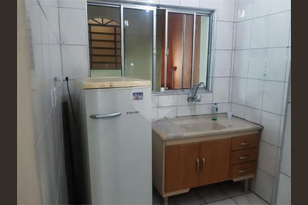 Casa à venda com 3 quartos, 328m² em Jardim Silvia Maria, São Paulo