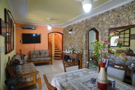 Casa para alugar com 4 quartos, 900m² em Inoã, Maricá