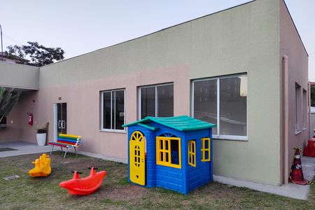 Apartamento para alugar com 47m², 2 quartos e 1 vaga Apartamento para alugar com 47m², 2 quartos e 1 vagaÁrea comum - Playground
