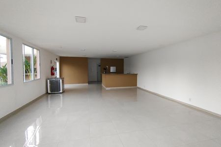 Apartamento para alugar com 47m², 2 quartos e 1 vaga Apartamento para alugar com 47m², 2 quartos e 1 vagaÁrea comum - Salão de festas