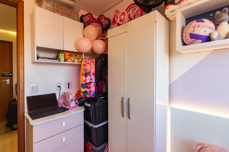 Quarto 1 de apartamento à venda com 2 quartos, 37m² em Recanto das Rosas, Osasco