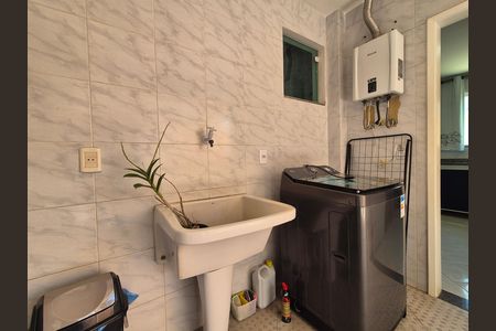 Área de serviço de casa de condomínio para alugar com 4 quartos, 300m² em Vargem Pequena, Rio de Janeiro
