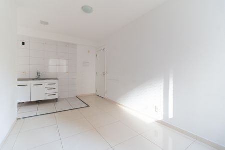 Apartamento para alugar com 41m², 2 quartos e sem vaga Apartamento para alugar com 41m², 2 quartos e sem vagaSala
