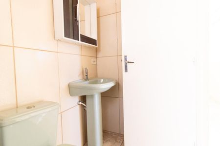 Banheiro Social de apartamento à venda com 2 quartos, 47m² em Ganchinho, Curitiba