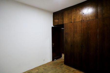 Quarto de apartamento para alugar com 3 quartos, 130m² em Sagrada Família, Belo Horizonte