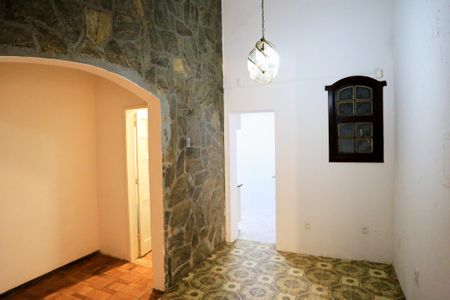 Apartamento para alugar com 130m², 3 quartos e sem vaga Apartamento para alugar com 130m², 3 quartos e sem vagaSala de Jantar