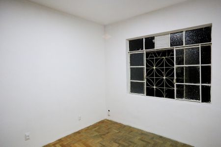 Apartamento para alugar com 130m², 3 quartos e sem vaga Apartamento para alugar com 130m², 3 quartos e sem vagaQuarto