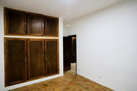 Apartamento para alugar com 130m², 3 quartos e sem vaga Apartamento para alugar com 130m², 3 quartos e sem vagaQuarto 1