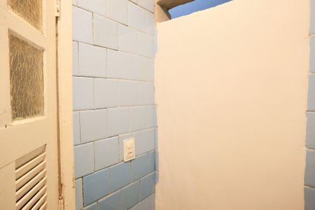 Apartamento para alugar com 130m², 3 quartos e sem vaga Apartamento para alugar com 130m², 3 quartos e sem vagaLavabo