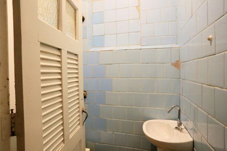 Apartamento para alugar com 130m², 3 quartos e sem vaga Apartamento para alugar com 130m², 3 quartos e sem vagaLavabo