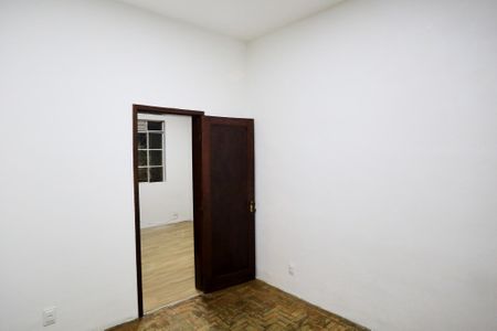 Apartamento para alugar com 130m², 3 quartos e sem vaga Apartamento para alugar com 130m², 3 quartos e sem vagaQuarto 2