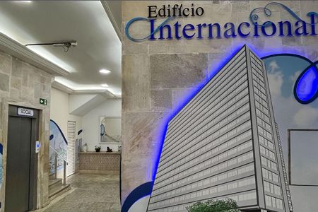 Hall de entrada de apartamento para alugar com 1 quarto, 47m² em Itararé, Santos